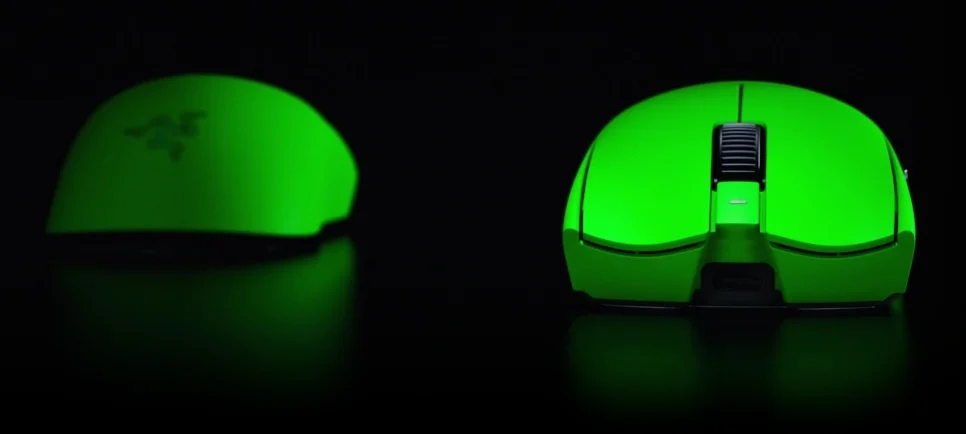 Mouse verde em diferentes ângulos